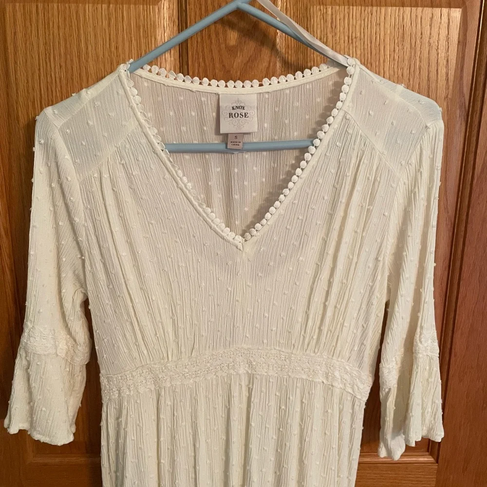 White Dress - Picture 3 of 4